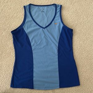 Women’s Nike dri-fit tank size L